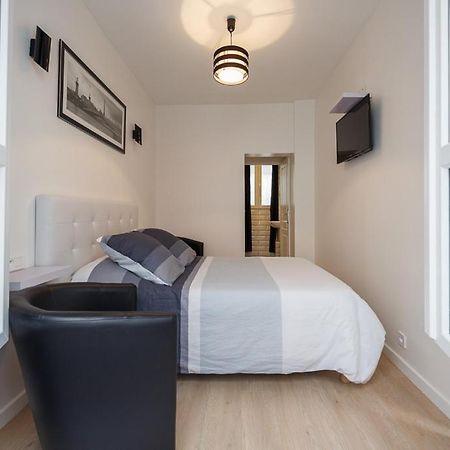 Appartamento Near Eiffel Tower - Beautiful Flat Parigi Esterno foto