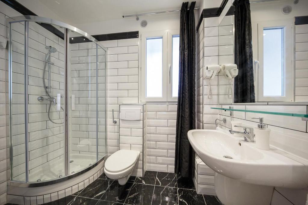 Appartamento Near Eiffel Tower - Beautiful Flat Parigi Esterno foto