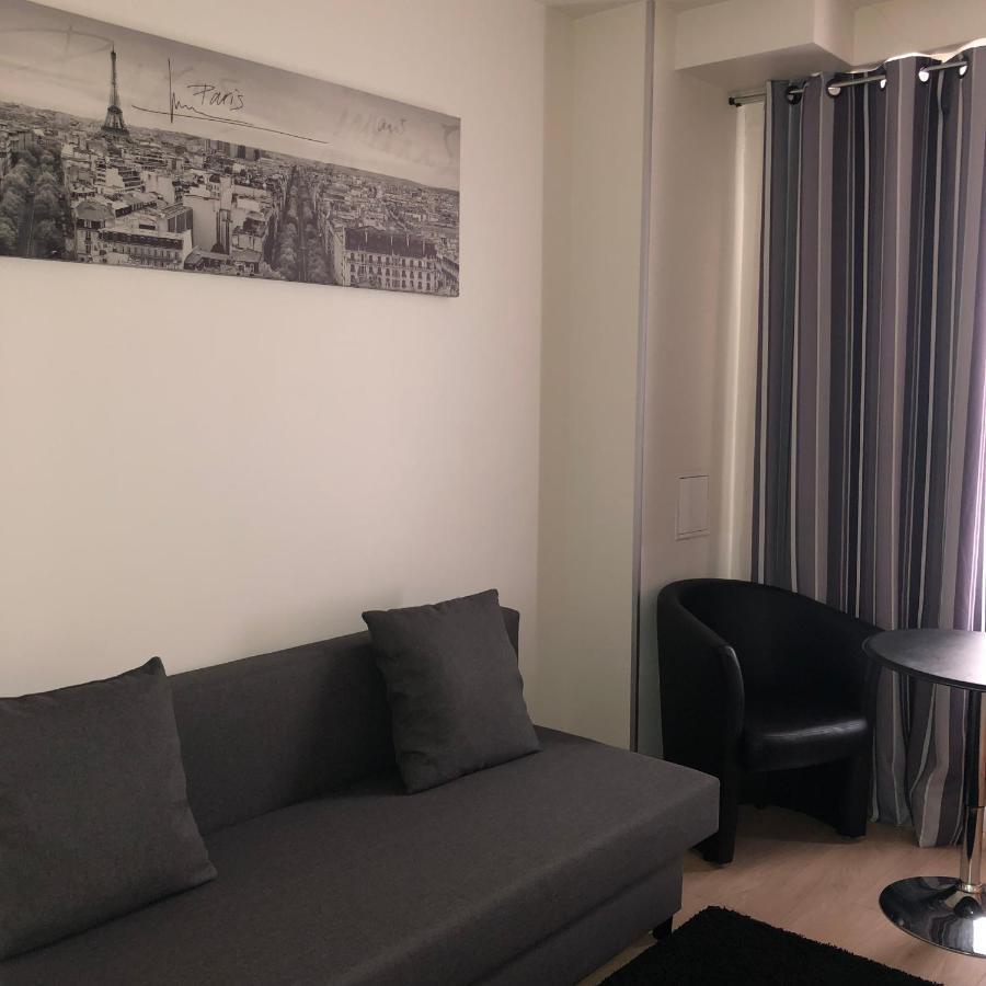 Appartamento Near Eiffel Tower - Beautiful Flat Parigi Esterno foto